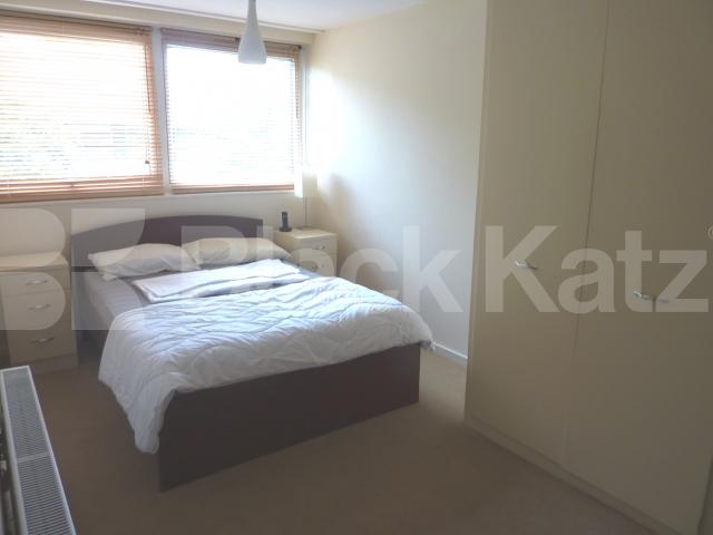 			NEW  INSTRUCTION, 2 Bedroom, 1 bath, 1 reception Flat			 Marlbrough Road, ARCHWAY